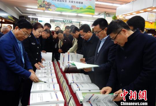 ‘火狐电竞’(06月03日)淮北新型煤化工合成材料基地推进产业链条延伸(图2) 火狐电竞官方网站